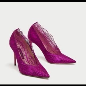 FUSHIA Lace PUMPS